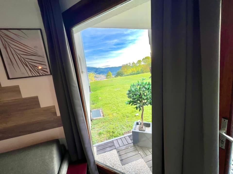 Joli Studio Cosy, Vue Magnifique Et Terrasse Privee Gérardmer Екстериор снимка